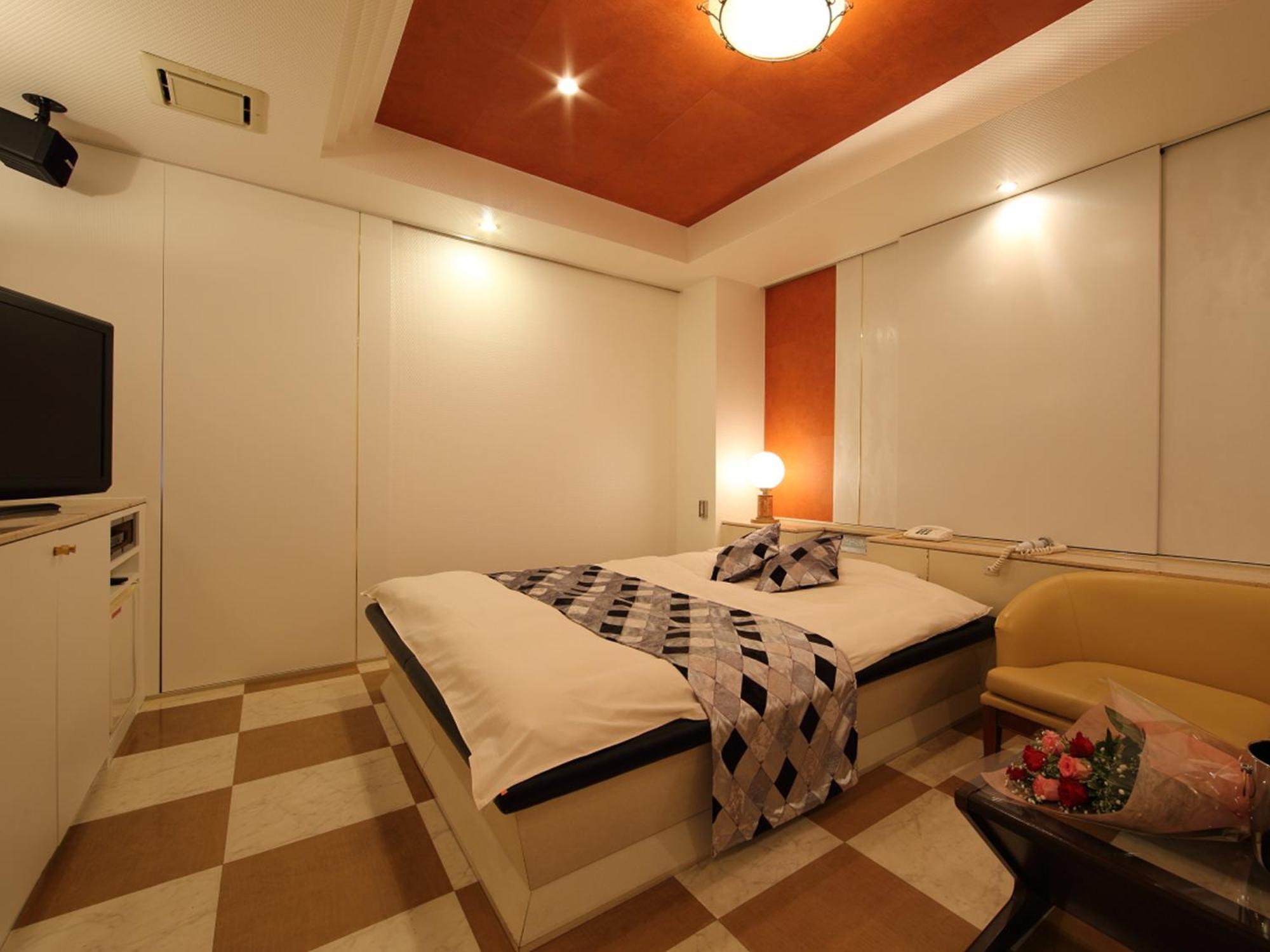 Hotel La Siesta (Adults Only) كيوتو الغرفة الصورة